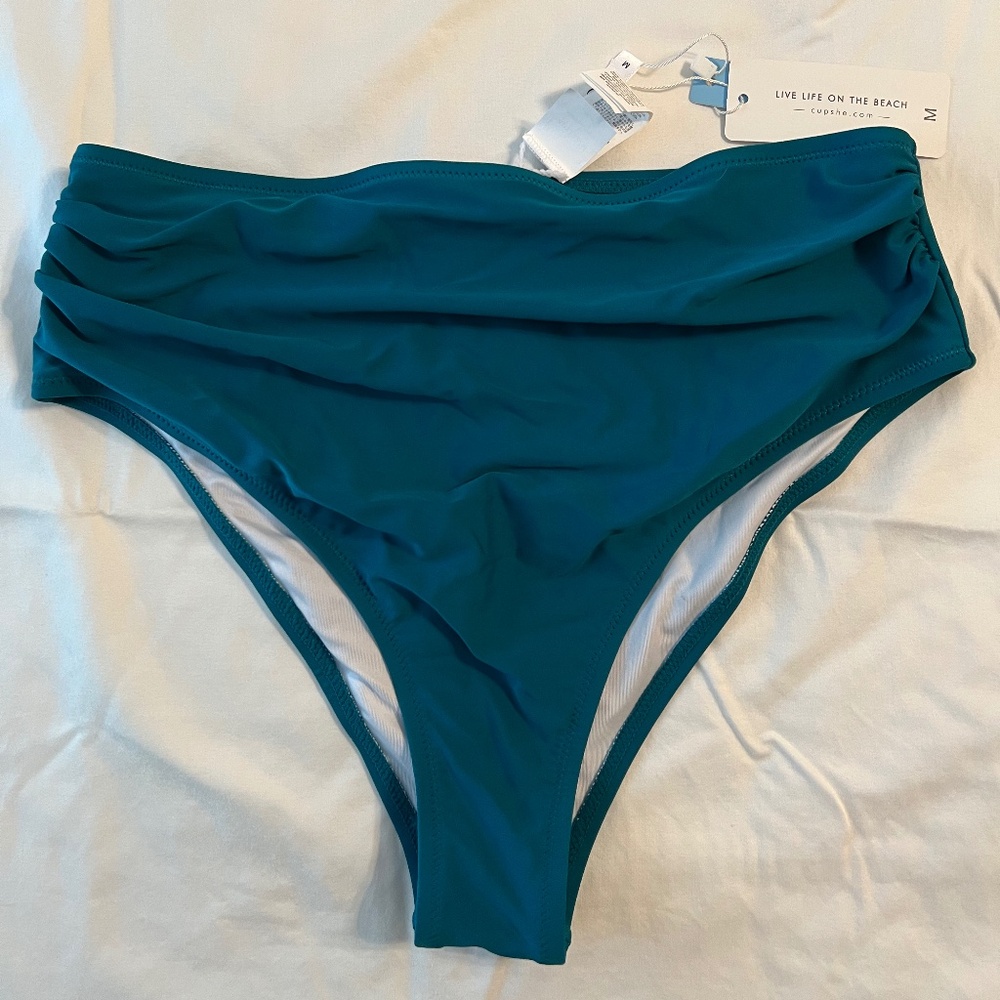 Cupshe bikini bottom - Size M
